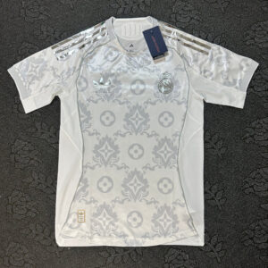 Real Madrid "LVWHITE" Special Edition